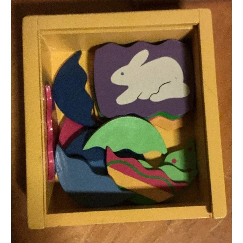 Pier 1 Old Fashioned Wooden Egg Puzzle In A Wooden Box‎